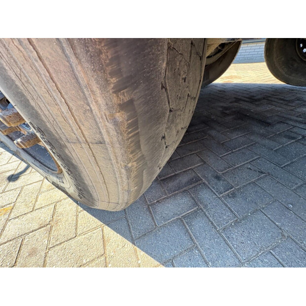 2014 MOL SAF-46588733