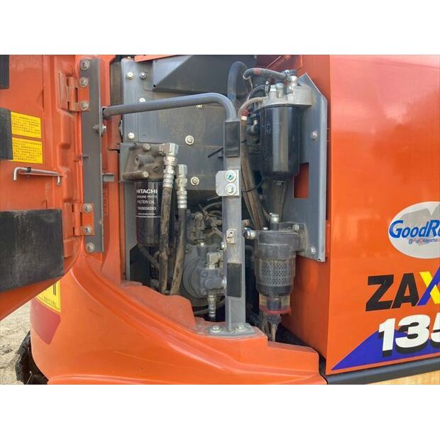 2020 Hitachi ZX135US-6-46588804