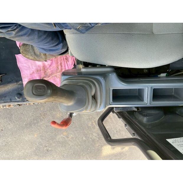 2020 Hitachi ZX135US-6-46588814