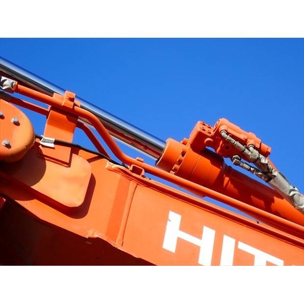 2020 Hitachi ZX135US-6-46588863