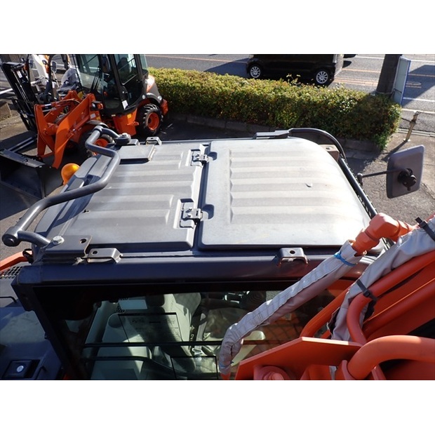 2020 Hitachi ZX135US-6-46588865