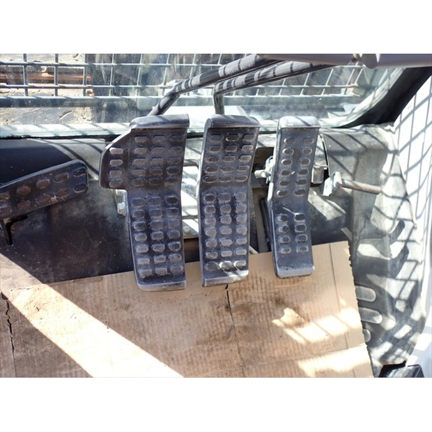 2020 Hitachi ZX135US-6-46588867