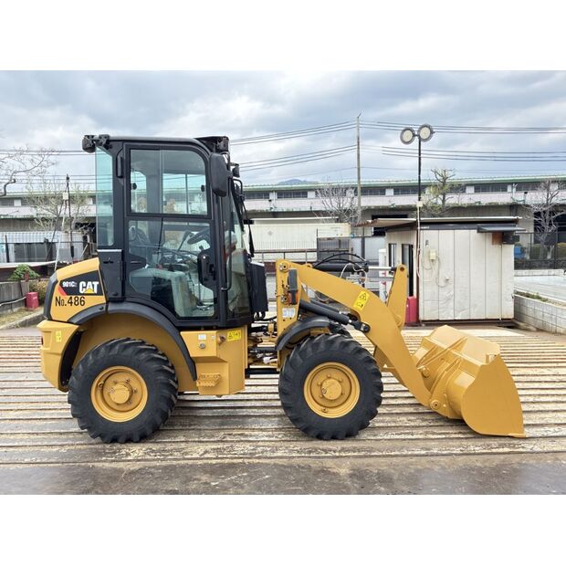 2016 كاتربيلر 901C2-46588906