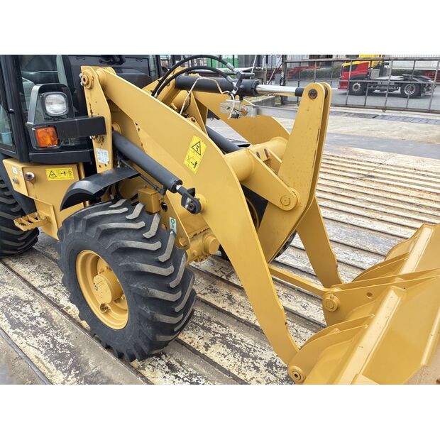 2016 كاتربيلر 901C2-46588922