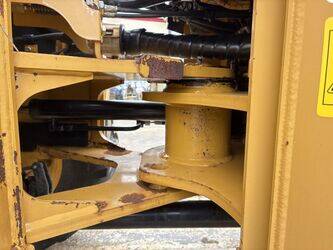 2016-caterpillar-901c2-46588923