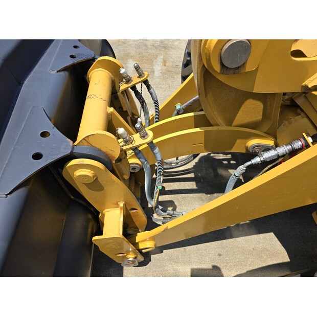 2018 Caterpillar 910M-46588947