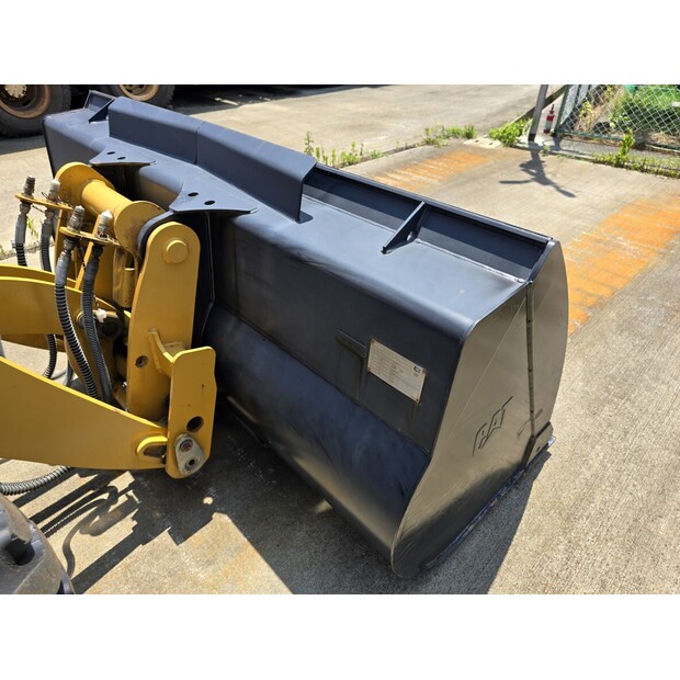 2018 Caterpillar 910M-46588951