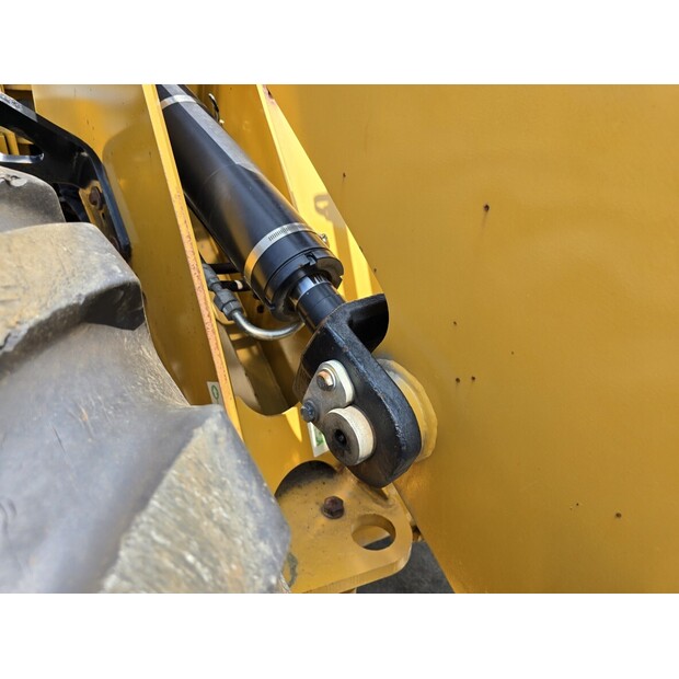 2018 Caterpillar 910M-46588954