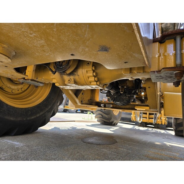 2018 Caterpillar 910M-46588965