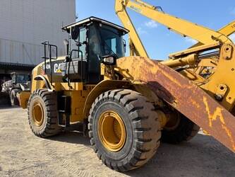 2015-caterpillar-950k-1442372-46589001