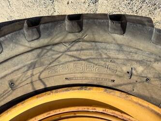 2015-caterpillar-950k-1442372-46589010