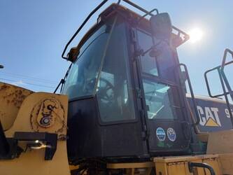 2015-caterpillar-950k-1442372-46589025