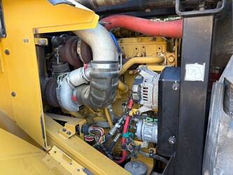 2015-caterpillar-950k-1442372-46589031