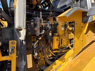 2015-caterpillar-950k-1442372-46589034