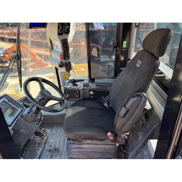 2015 كاتربيلر 950K-46589041