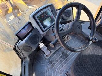 2015-caterpillar-950k-1442372-46589044