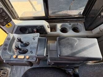 2015-caterpillar-950k-1442372-46589045