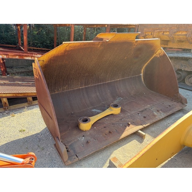 2015 كاتربيلر 950K-46589056