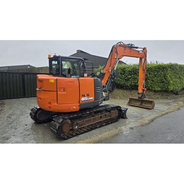 2022 Hitachi ZX85-46589074