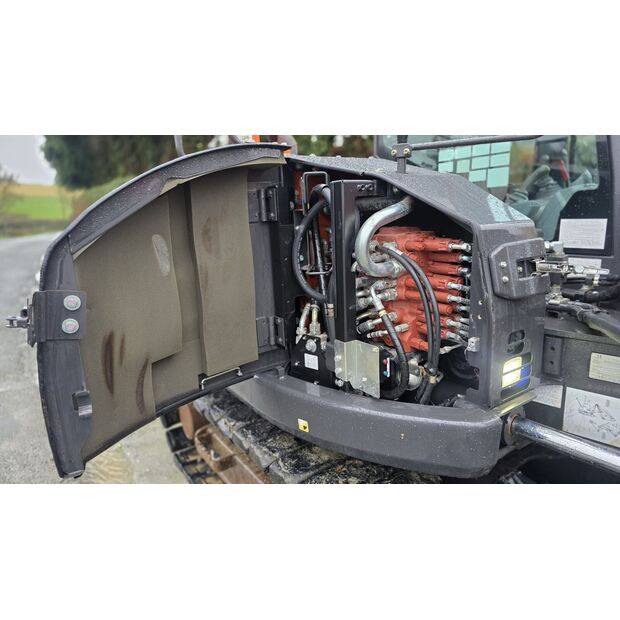 2022 Hitachi ZX85-46589084