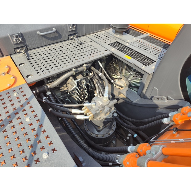 2022 دووسان DX360LC-46589173