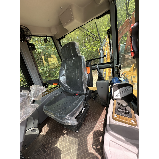 2026 JCB 3CX-46589184