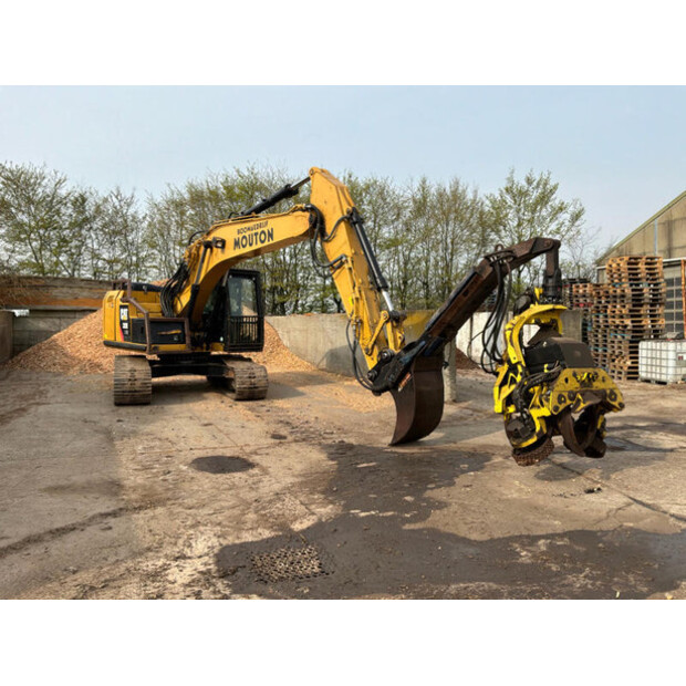 2015 كاتربيلر 320ELLR-46589304