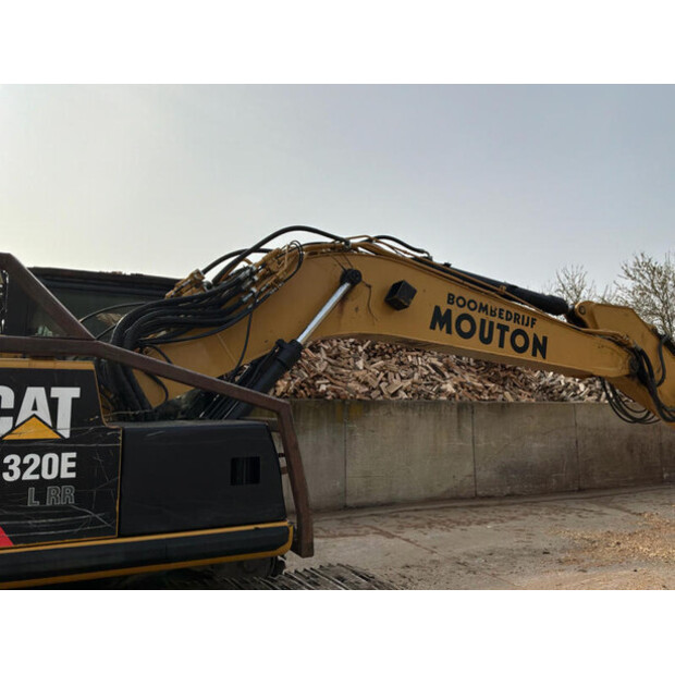 2015 كاتربيلر 320ELLR-46589322