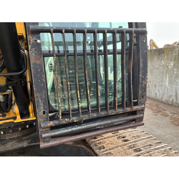 2015 كاتربيلر 320ELLR-46589334