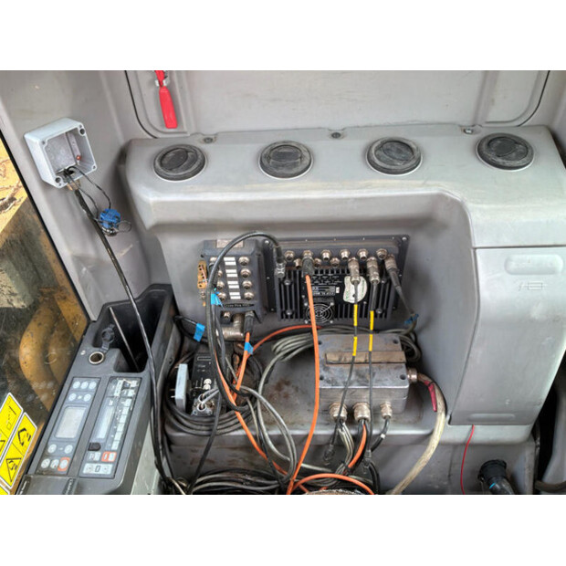 2015 كاتربيلر 320ELLR-46589338