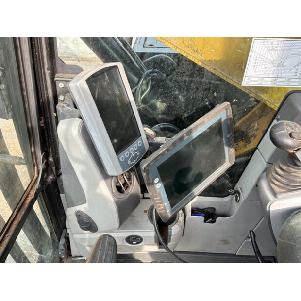 2015 كاتربيلر 320ELLR-46589345