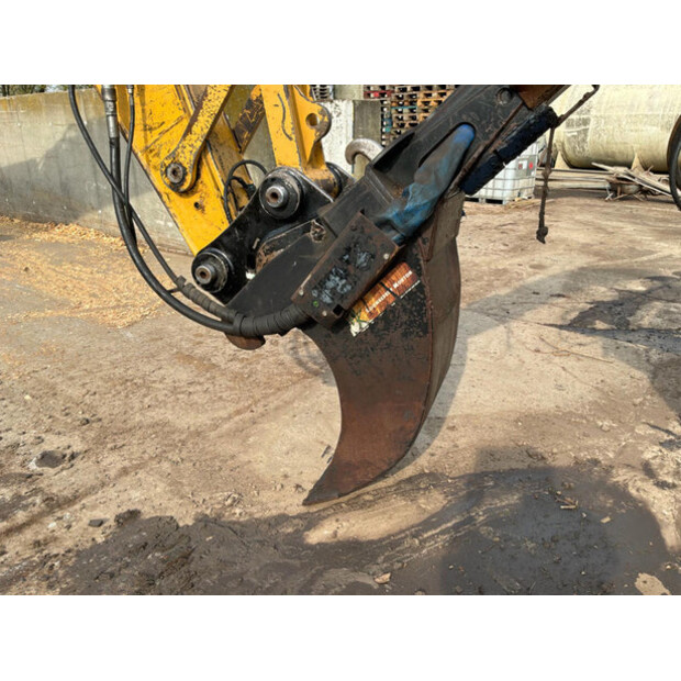 2015 كاتربيلر 320ELLR-46589348