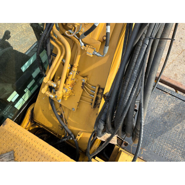 2015 كاتربيلر 320ELLR-46589355