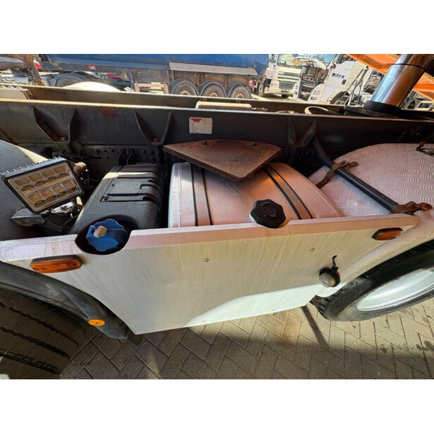 2014 Iveco Euro Trakker-46589770