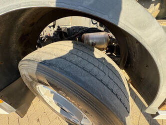 2014-iveco-euro-trakker-46589775