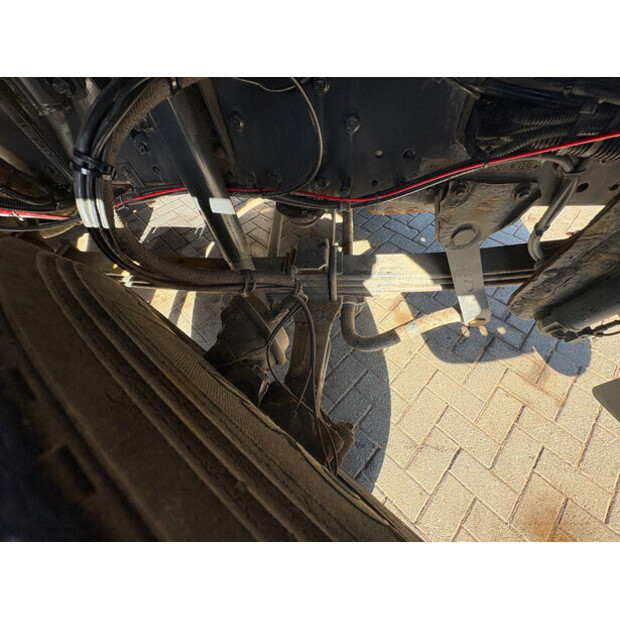 2014 Iveco Euro Trakker-46589779