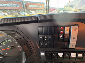 2014-iveco-euro-trakker-46589797