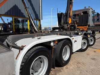 2014-iveco-euro-trakker-1442415-46589908