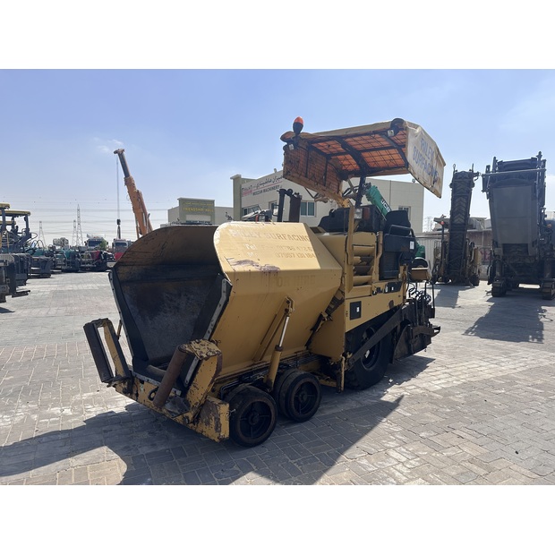 2010 كاتربيلر AP300-46589935