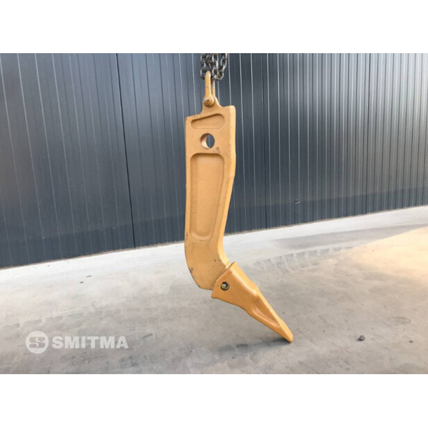 2026 كاتربيلر D6R-46590554