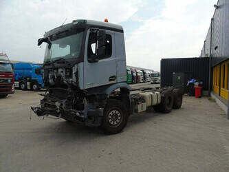 2013-mercedes-benz-arocs-1428764-46590976