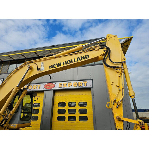 2008 New Holland E215B-46590992