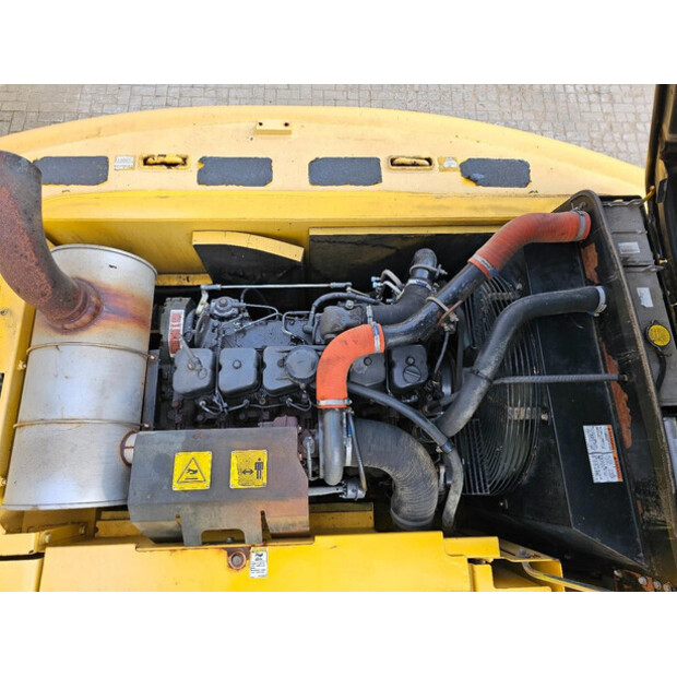 2008 New Holland E215B-46590996