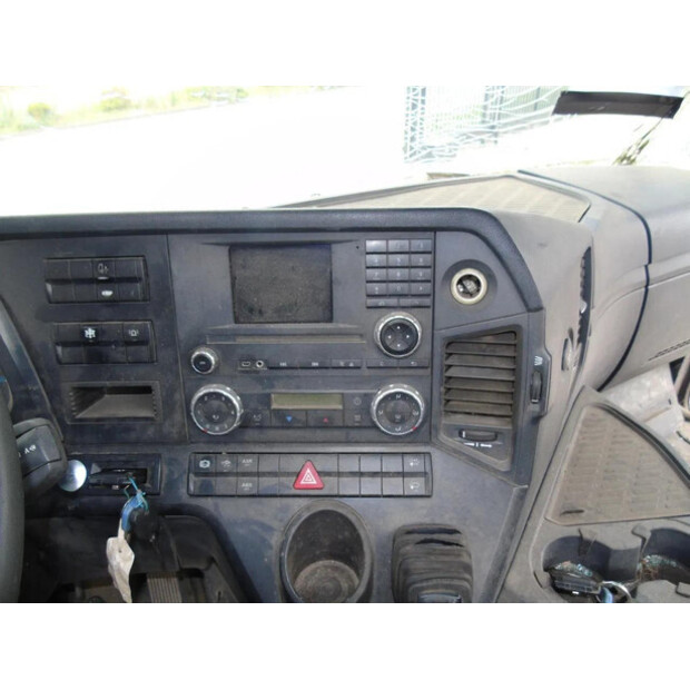 2013 Mercedes-Benz Arocs-46591036