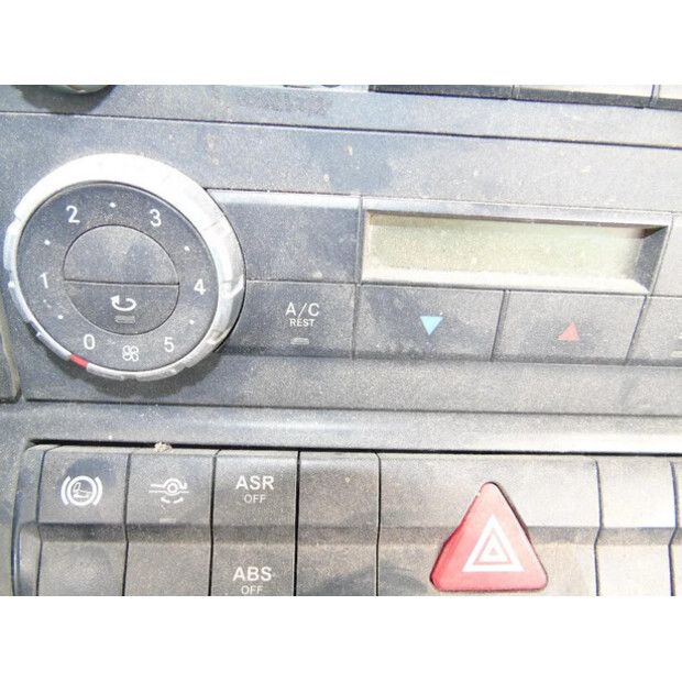 2013 Mercedes-Benz Arocs-46591037