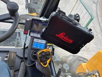 2024-komatsu-11-46596255