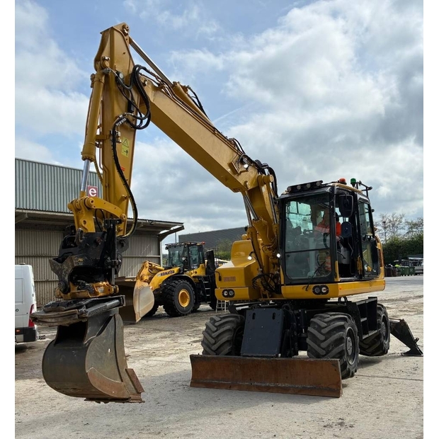 2024 Komatsu 11-46596274