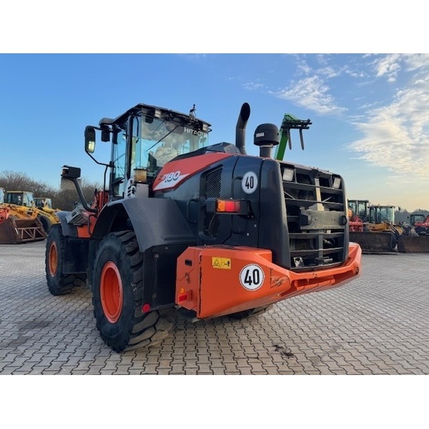 Hitachi ZW180-6-46599233