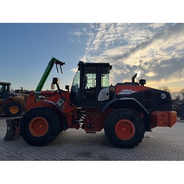 Hitachi ZW180-6-46599237