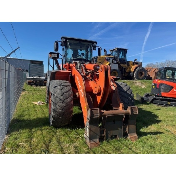 Hitachi ZW250-6-46599290